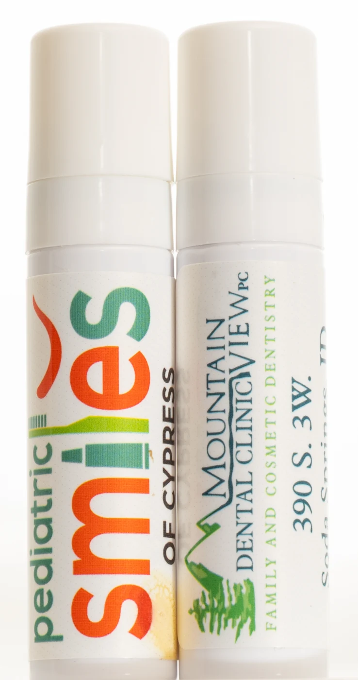 Custom labeled spray hand sanitizer bottles